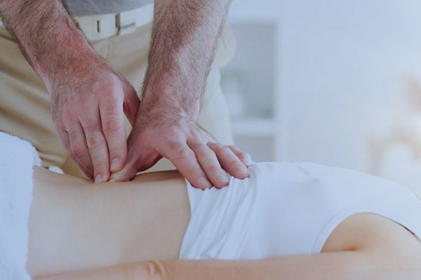דלקת בגב התחתון – גורמים, תסמינים ודרכי הטיפול 